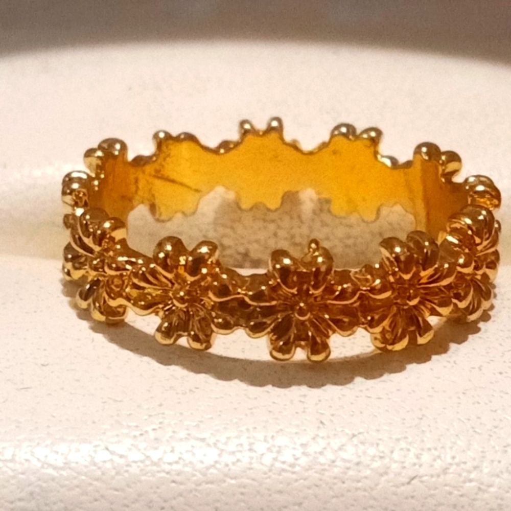 New 14KGP Flowers Ring